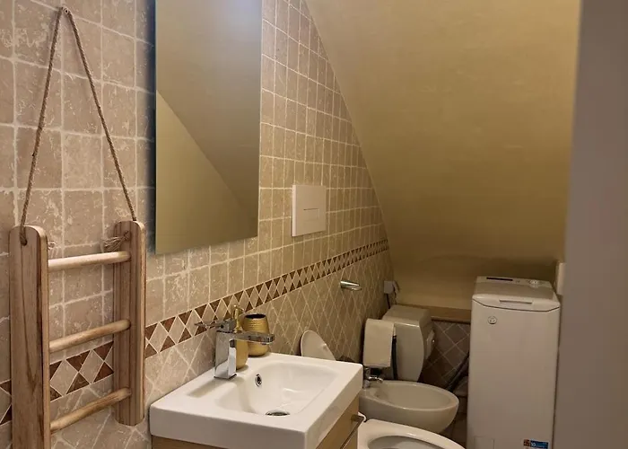 Loft 84 * Πιατσέντζα